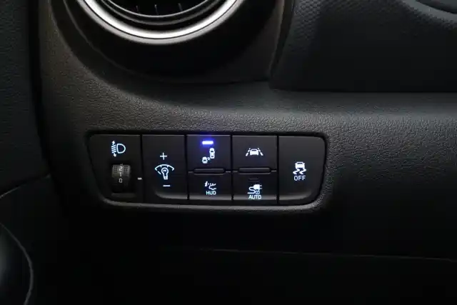 Harmaa Maastoauto, Hyundai KONA – SMJ-310