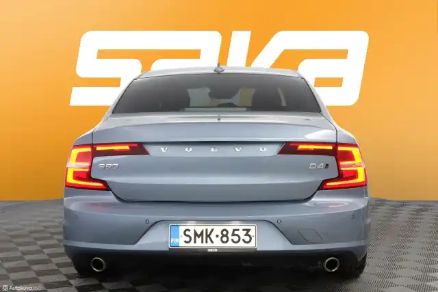 Sininen Sedan, Volvo S90 – SMK-853