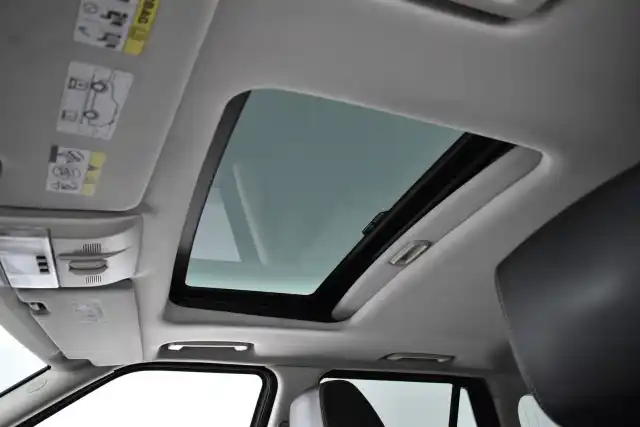 Musta Maastoauto, Land Rover Range Rover Sport – SMM-106