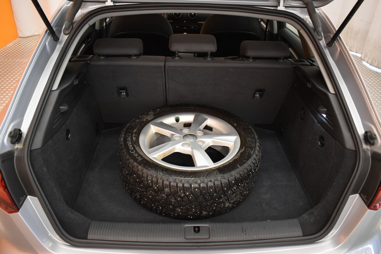 Hopea Viistoperä, Audi A3 – SMO-385