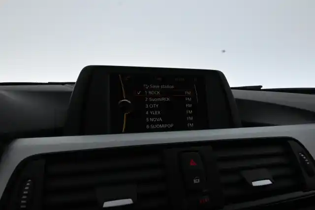 Ruskea Farmari, BMW 320 – SMO-608
