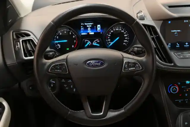 Harmaa Maastoauto, Ford Kuga – SMR-205