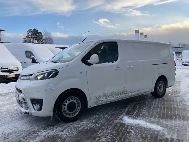 Valkoinen Pakettiauto, Toyota Proace – SMT-432