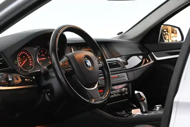 Hopea Farmari, BMW 520 – SMV-237