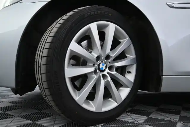 Hopea Farmari, BMW 520 – SMV-237
