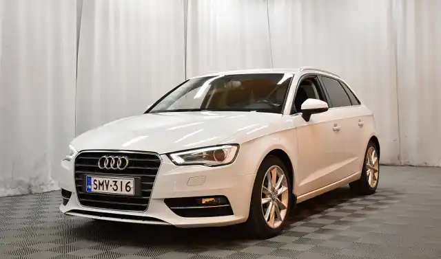 Valkoinen Viistoperä, Audi A3 – SMV-316