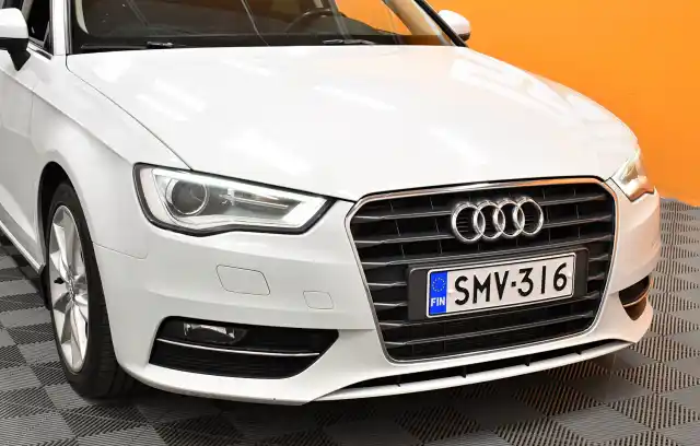 Valkoinen Viistoperä, Audi A3 – SMV-316