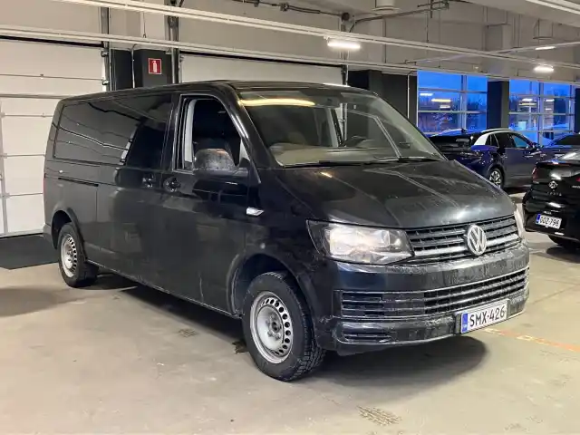 Musta Tila-auto, Volkswagen Caravelle – SMX-426