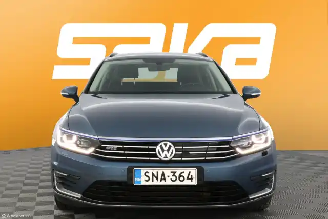 Sininen Farmari, Volkswagen Passat – SNA-364