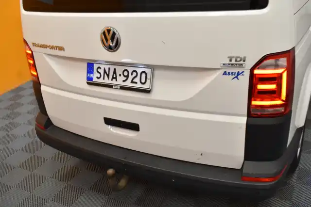 Valkoinen Pakettiauto, Volkswagen Transporter – SNA-920
