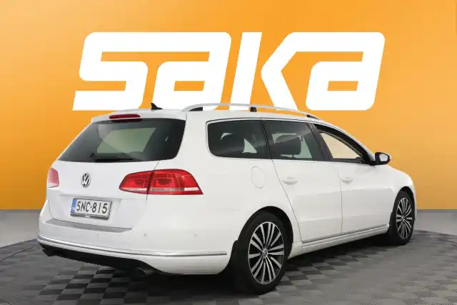 Valkoinen Farmari, Volkswagen Passat – SNC-815