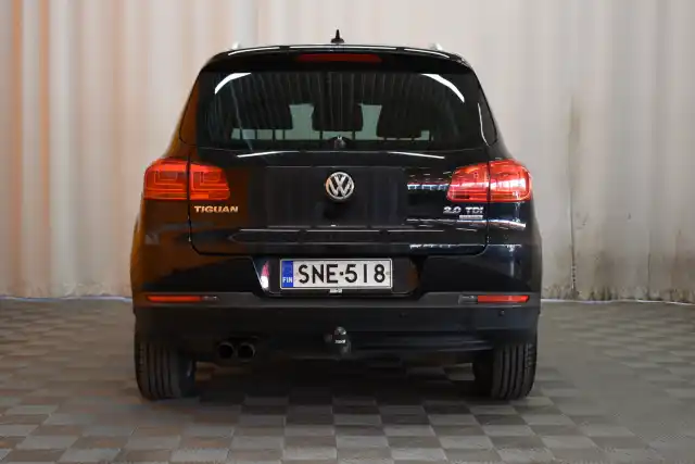 Musta Maastoauto, Volkswagen Tiguan – SNE-518