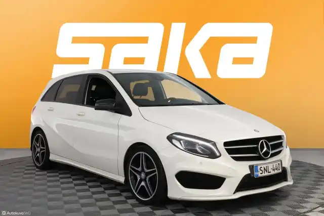 Valkoinen Tila-auto, Mercedes-Benz B – SNL-440