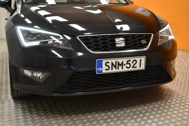 Musta Farmari, Seat Leon ST – SNM-521