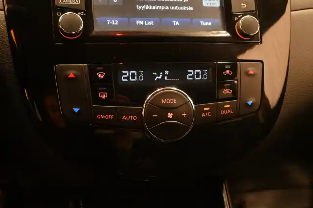 Punainen Viistoperä, Nissan Pulsar – SNM-907