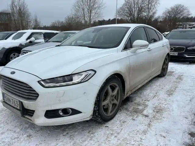 Valkoinen Viistoperä, Ford Mondeo – SNN-763