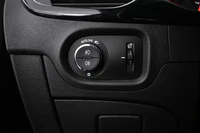 Harmaa Farmari, Opel Astra – SNP-425