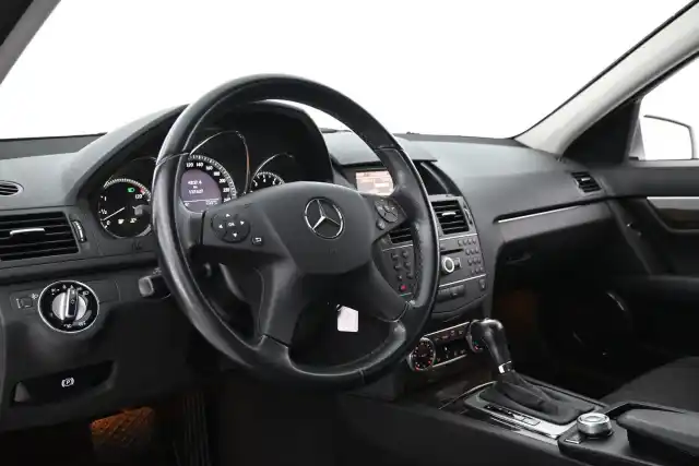 Hopea Farmari, Mercedes-Benz C – SNP-790