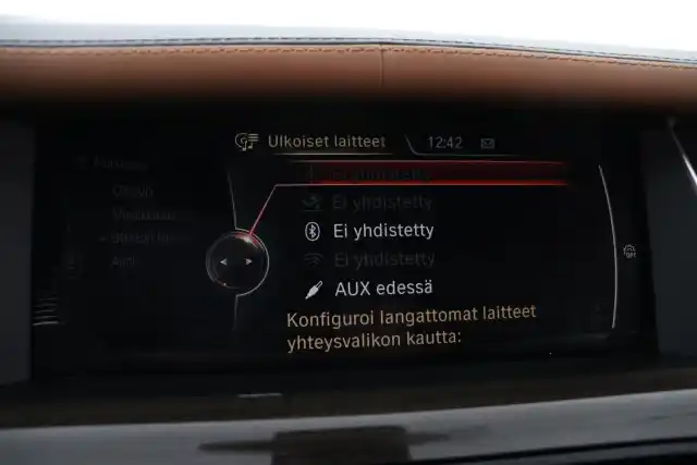 Musta Sedan, BMW 730 – SNR-130
