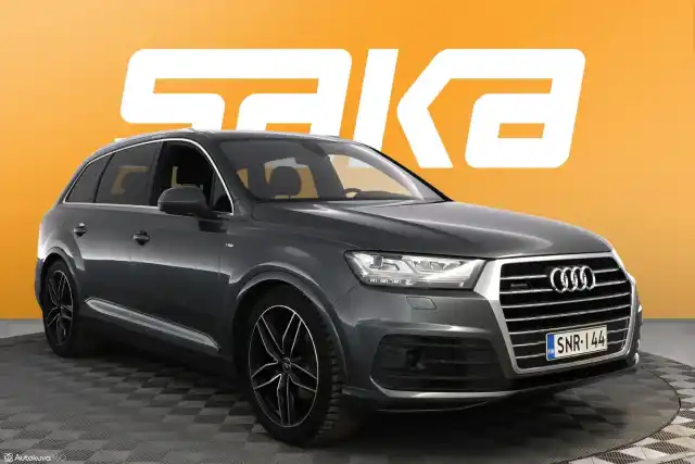 Harmaa Maastoauto, Audi Q7 – SNR-144