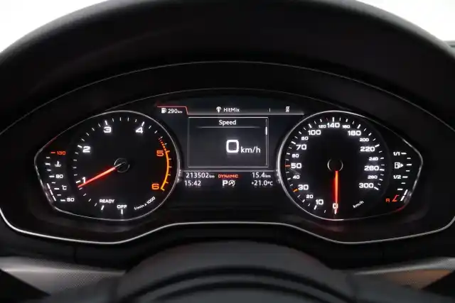 Harmaa Farmari, Audi A4 – SNU-369