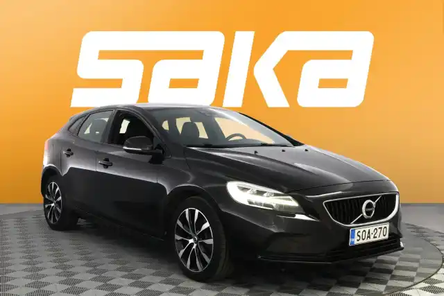 Musta Viistoperä, Volvo V40 – SOA-270