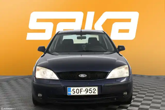 Sininen Sedan, Ford Mondeo – SOF-952