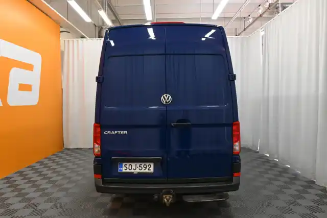 Sininen Pakettiauto, Volkswagen Crafter – SOJ-592