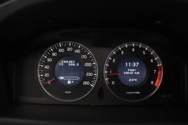 Punainen Farmari, Volvo V70 – SON-259