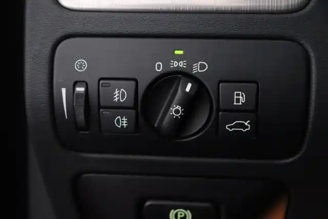 Punainen Farmari, Volvo V70 – SON-259