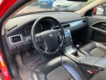 Punainen Farmari, Volvo V70 – SON-259, kuva 4