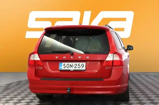 Punainen Farmari, Volvo V70 – SON-259