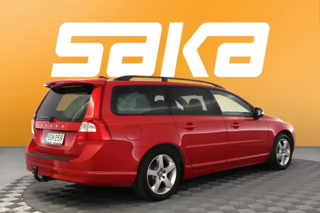 Punainen Farmari, Volvo V70 – SON-259