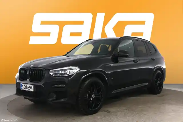 Musta Maastoauto, BMW X3 – SON-594