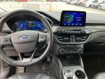 Valkoinen Maastoauto, Ford Kuga – SOU-907, kuva 4