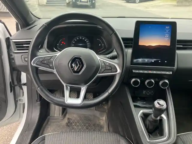 Valkoinen Viistoperä, Renault Clio – SOU-954