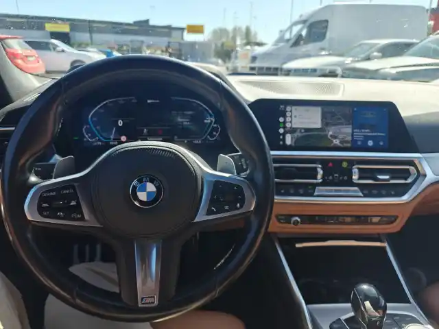 Harmaa Farmari, BMW 330 – SOV-988