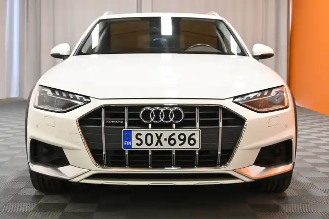 Valkoinen Farmari, Audi A4 ALLROAD – SOX-696