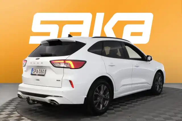 Valkoinen Maastoauto, Ford Kuga – SPA-350