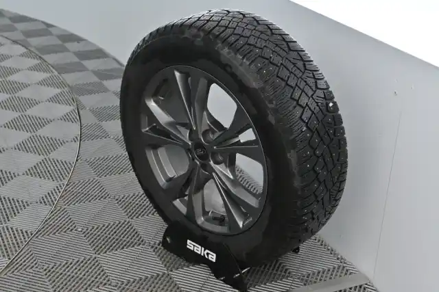 Valkoinen Maastoauto, Ford Kuga – SPA-350