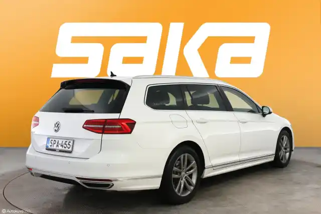 Valkoinen Farmari, Volkswagen Passat – SPA-455