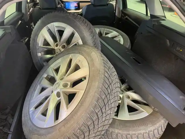 Harmaa Farmari, Skoda Octavia – SPA-814