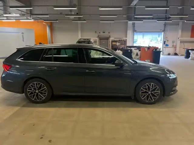 Harmaa Farmari, Skoda Octavia – SPA-814