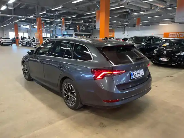 Harmaa Farmari, Skoda Octavia – SPA-814
