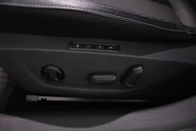 Harmaa Farmari, Skoda Octavia – SPA-814