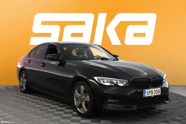 Musta Sedan, BMW 330 – SPB-358