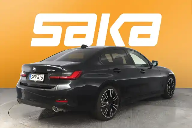 Musta Sedan, BMW 330 – SPB-415