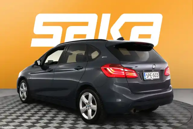 Harmaa Tila-auto, BMW 225 – SPE-503