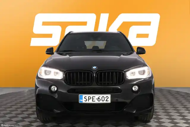 Musta Maastoauto, BMW X5 – SPE-602