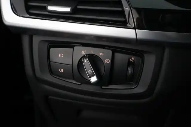 Musta Maastoauto, BMW X5 – SPE-602